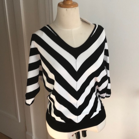 89th+Madison mod black & white sweater - Picture 1 of 2
